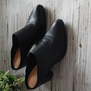 Le Chateau high heels shoes black slip ons very comfortable size EUR 40